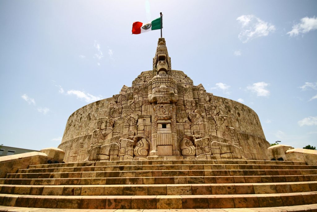 Monumento a la Patria
